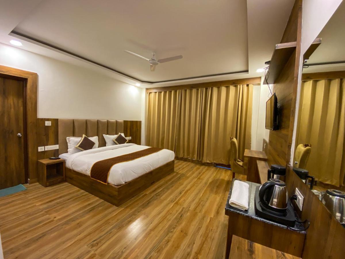 Highsky Resort Дармсала Экстерьер фото